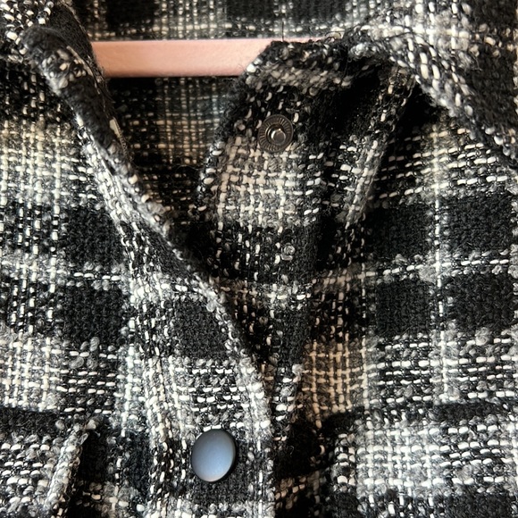 Dex Shacket - Picture 3 of 6